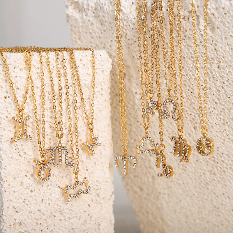 Golden Zodiac Halskette mit Steinchen